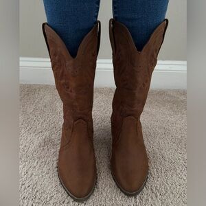 Cowboy Boots - NEW and Unworn - Lightweight
